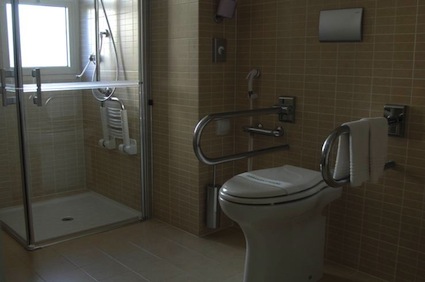 bagno attrezzato per disabili